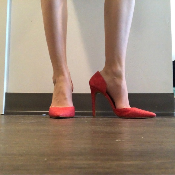 Pink Heels - Picture 3 of 3